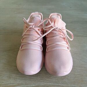 Women’s INZCOU Pink lightweight Running/ Tennis Shoes